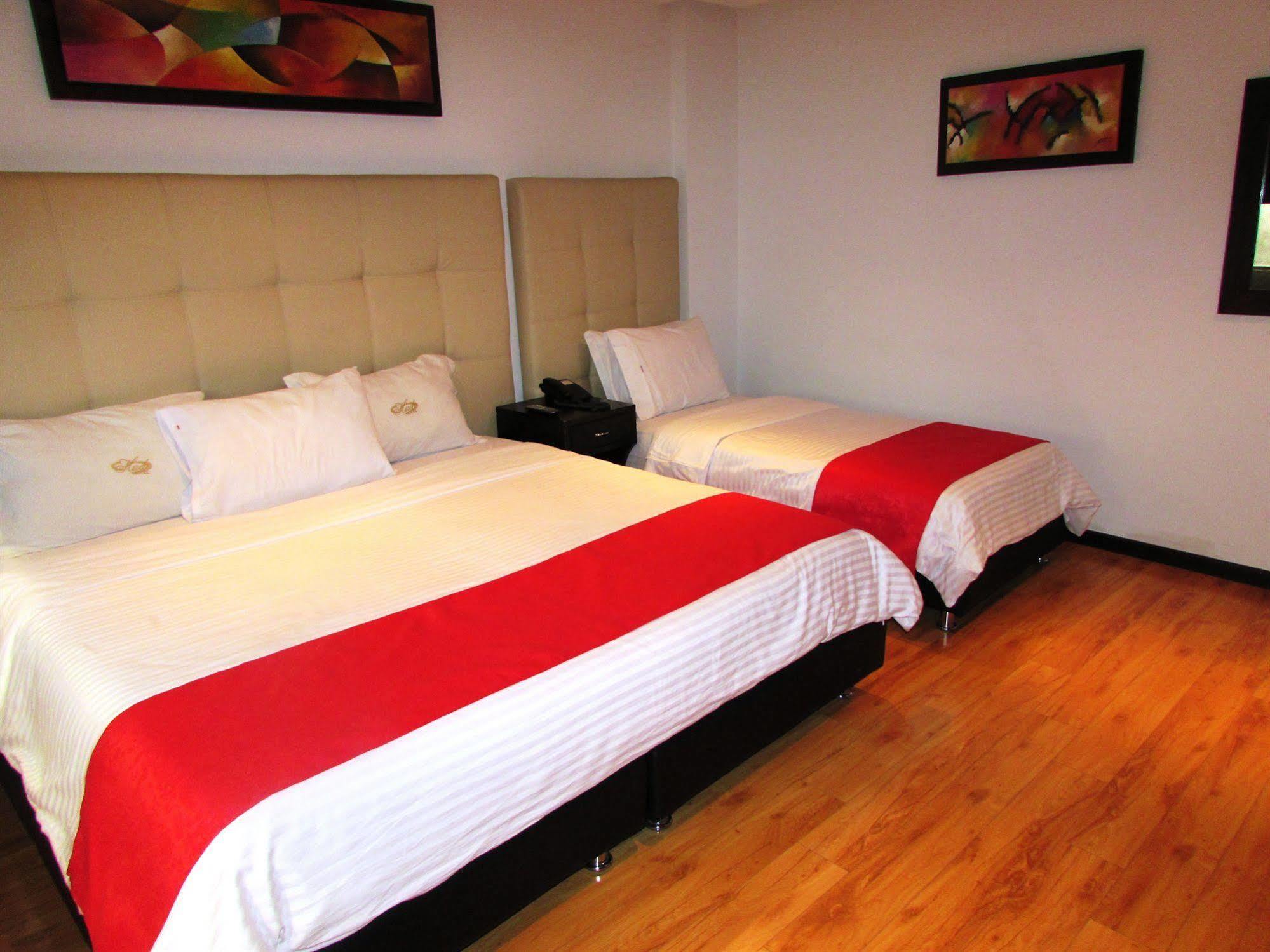 Hotel American Deluxe Bogota Buitenkant foto
