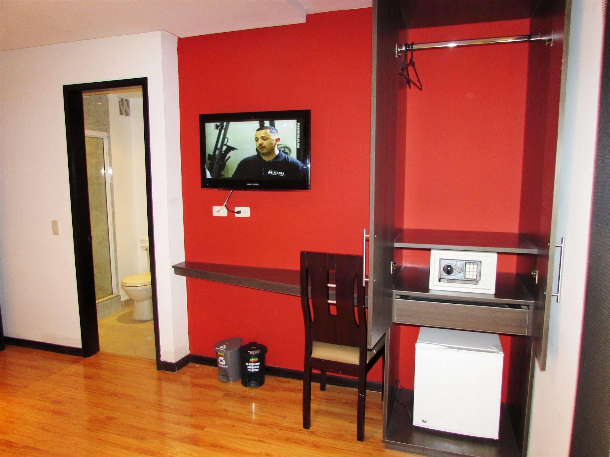 Hotel American Deluxe Bogota Buitenkant foto