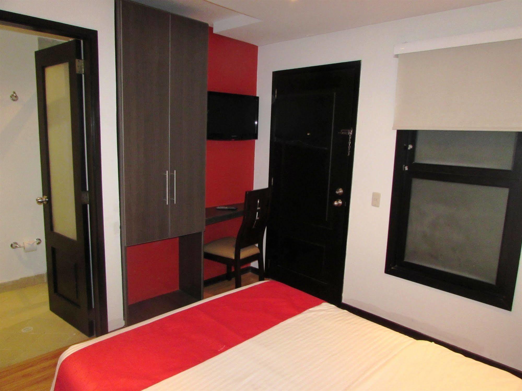 Hotel American Deluxe Bogota Buitenkant foto